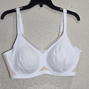 Honeylove Crossover Wireless Bra 1X White Nude Light Removable Padding